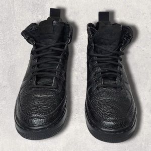 Nike SF‎ Air Force 1Mid  Black Sneakers